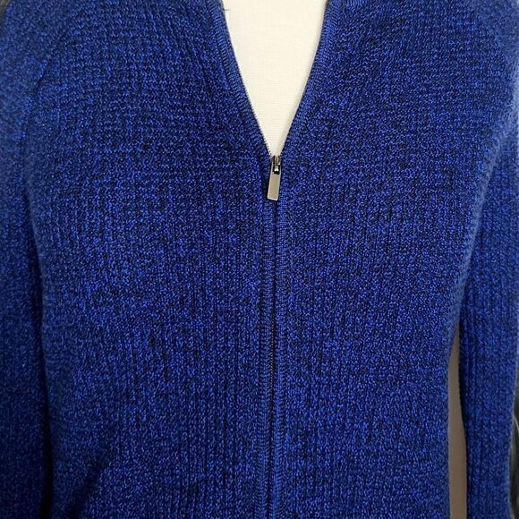 St. John | 🎉HP🎉 Cobalt Blue Wool & Leather Sweater - Picture 3 of 7